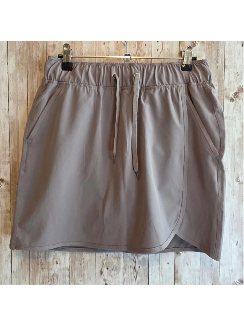 Women's RBX Taupe Active Skort S NWOT - Picture 1 of 5